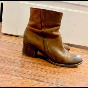 brown ankle boots [franco sarto]